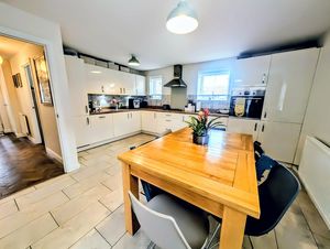 Photo 1- click for photo gallery